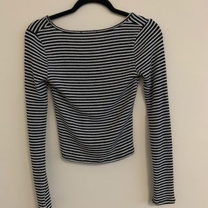 Longe sleeve crop top